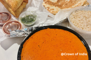 Crown of India - tikka masala with rice and naan