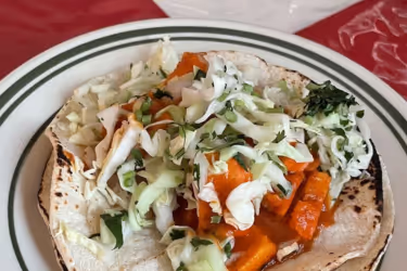 Curry In Hurry LA - Chicken tikka masala with cabbage salad