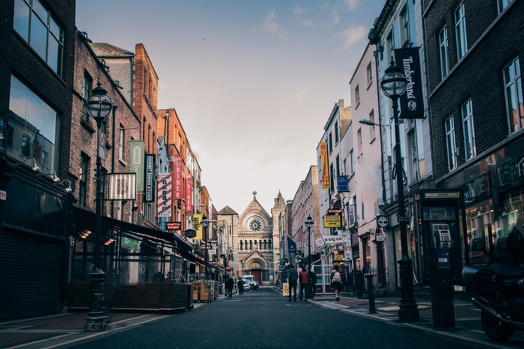 Vue panoramique de Dublin avec ses bâtiments historiques et son atmosphère typiquement irlandaise, idéale pour un séjour de 3 jours en Irlande
