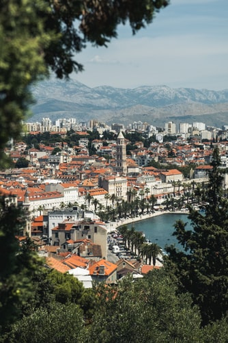 parc marjan foret split croatie