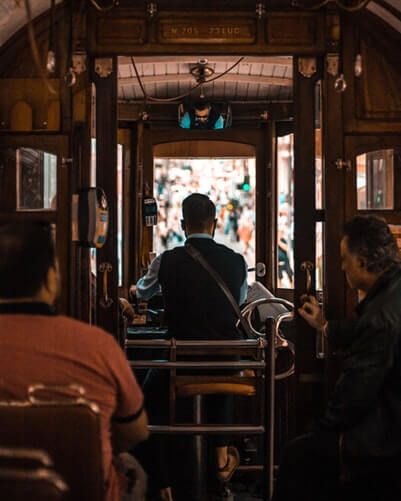 visiter tramway porto portugal
