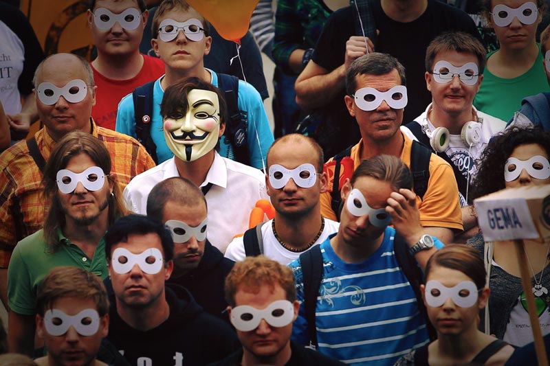 סוף עידן הפרטיות – תחילת עידן הכלליות