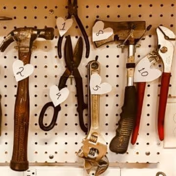 store tool rack