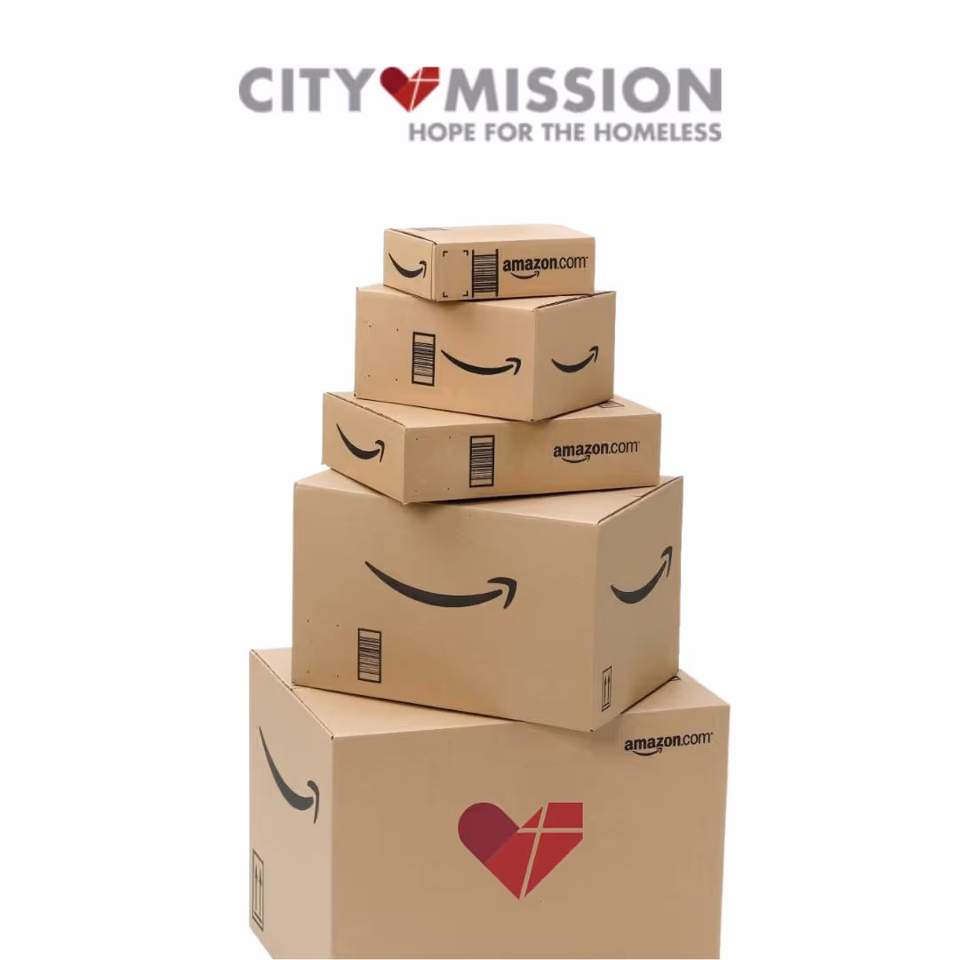 Different sized cardboard boxes stacked 5 high