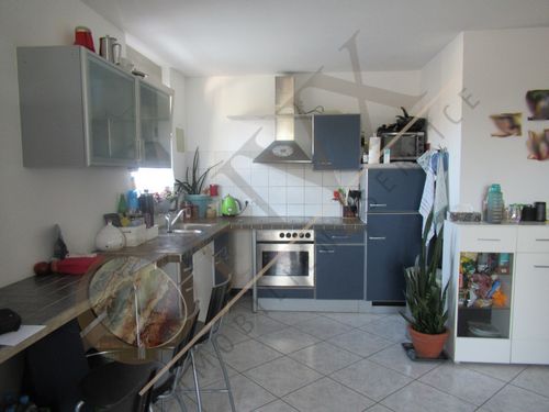 VERMIETET ! Gemütliche Wohnung mit Balkon u. PKW-Stellplatz in einem 4-Familienhaus, zentraler Lage