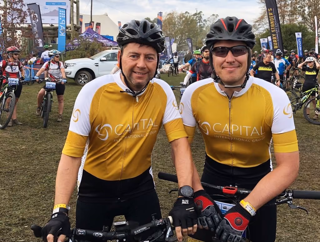 Nick Kohne and Anthony Long on the start line of the Sani2C