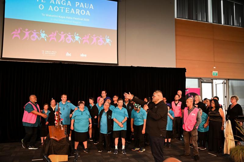 Te Wakatini Kapa Haka Festival in the Midcentral Region