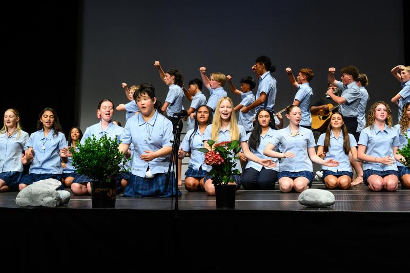 Te Ngākautaki o ngā Kāhui-maunga Kapa Haka Festival in the Central Region
