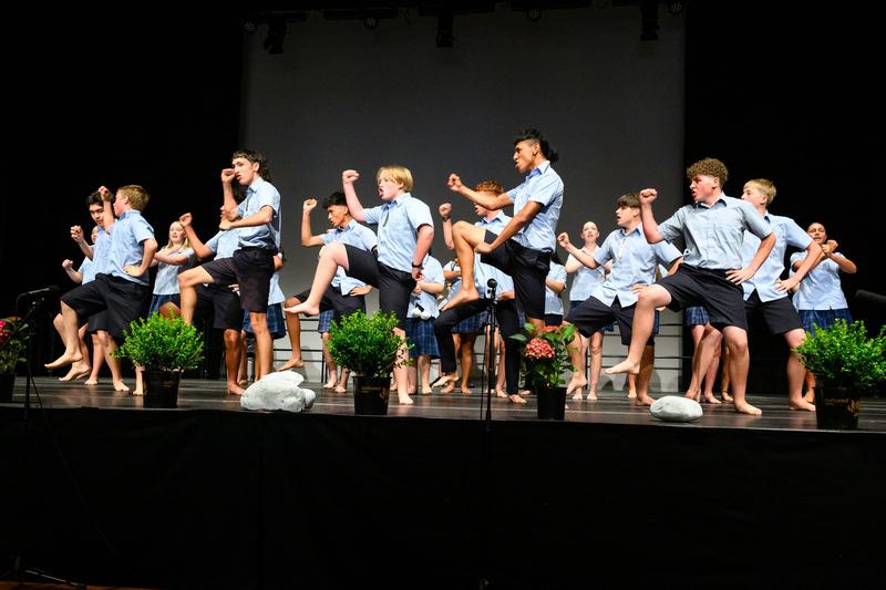 Te Ngākautaki o ngā Kāhui-maunga Kapa Haka Festival in the Central Region