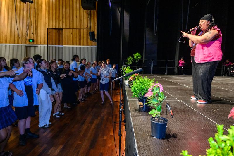Te Ngākautaki o ngā Kāhui-maunga Kapa Haka Festival in the Central Region