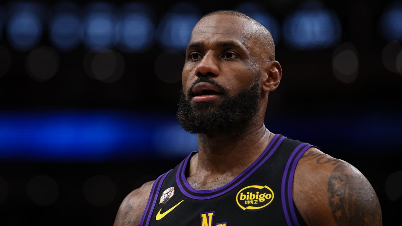 LeBron James zmieni klub przed trade deadline?!