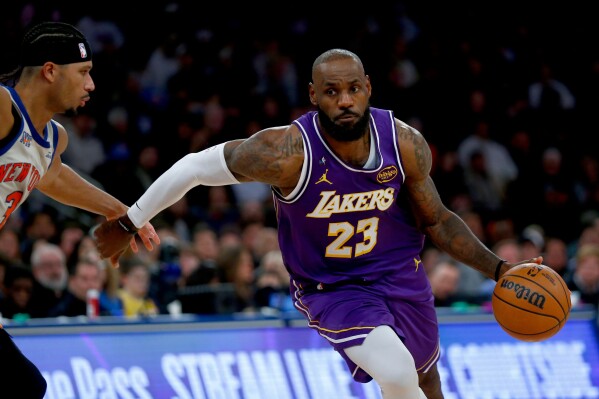 Przegląd nocy: “Najstarsze” triple-double w historii