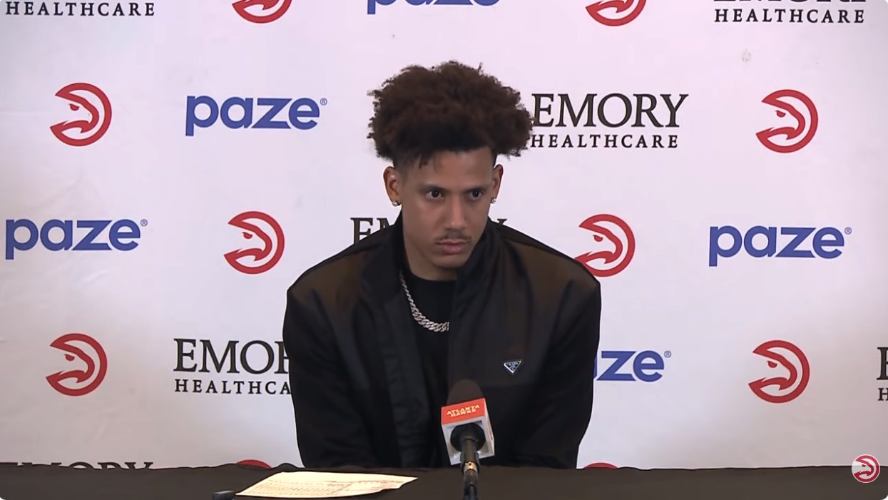 Przegląd nocy: Przełamanie Porzingisa, seria Hawks