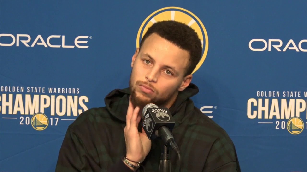 Curry grał pomimo problemów ze wzrokiem