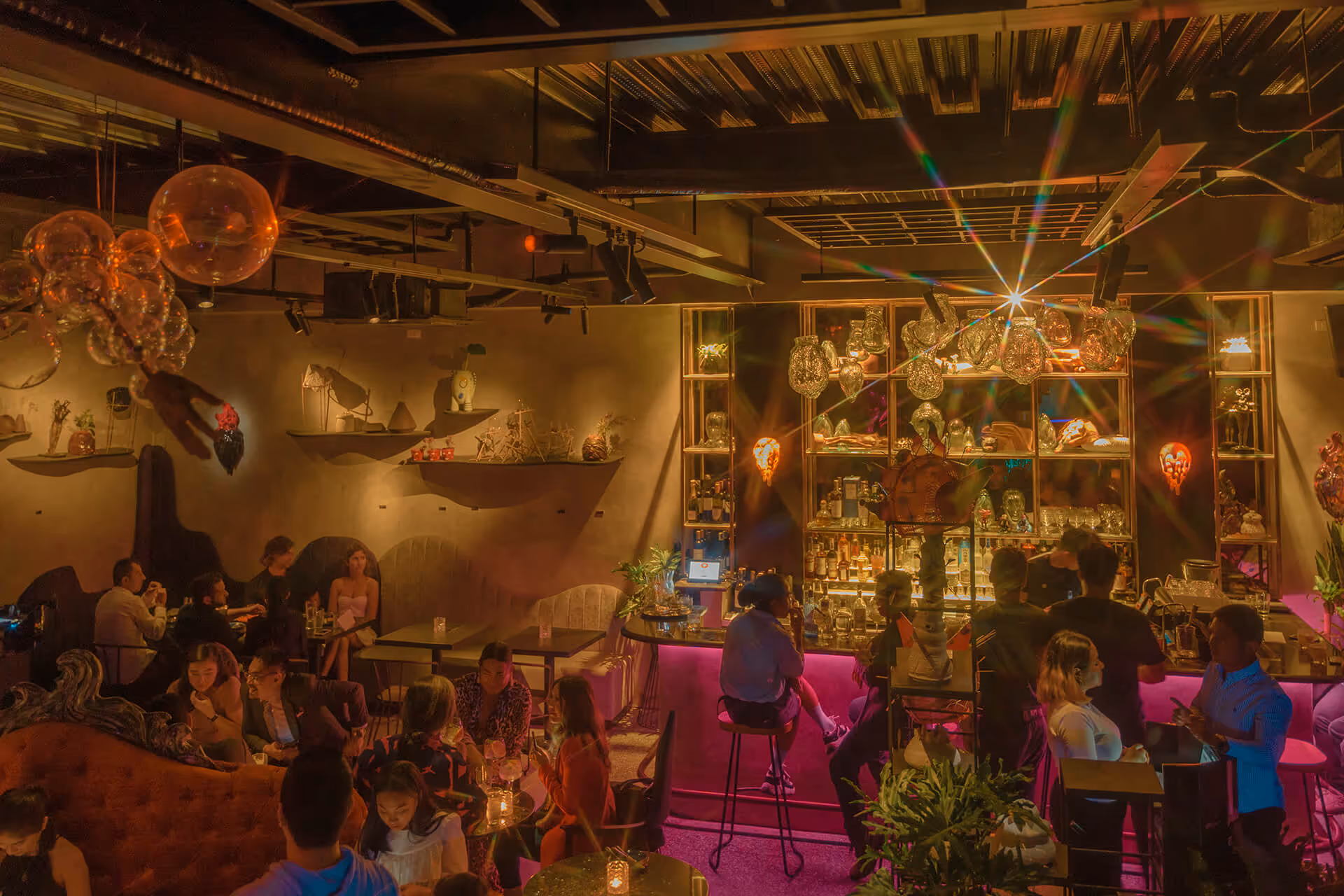 One of the newest additions to Poblacion’s eclectic bar scene, KONDWI provides a new dimension to the traditional art gallery.