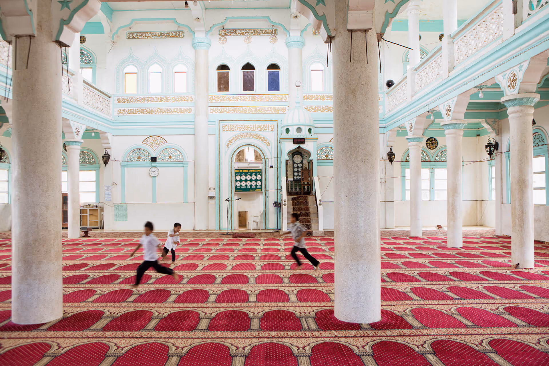 Children play in an empty mosque in Lanao del Sur, photo by Miguel Nacianceno
