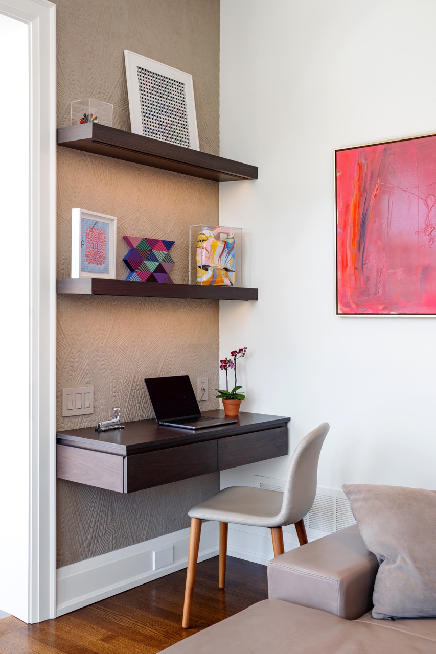 Stylish South Hill: Sophisticated, moody, and built for entertaining