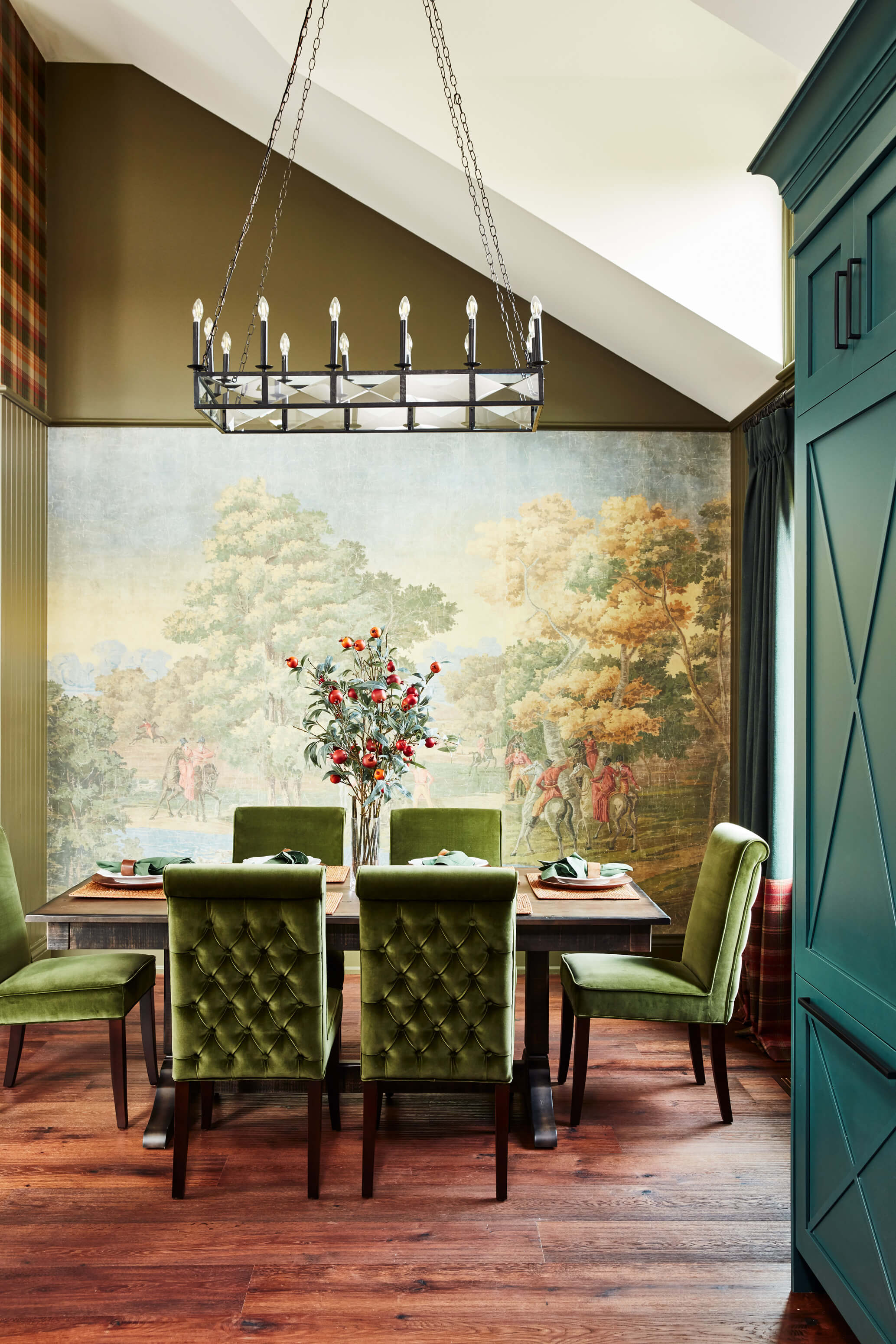 Country Retreat: The palette of subdued greens, sunny yellows, and watery blues draws inspiration from nature