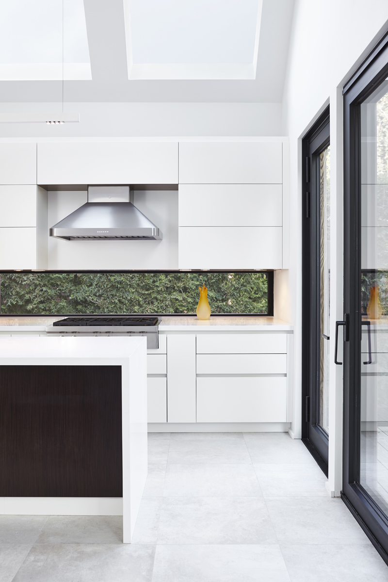 Summerhill Standout: This expansive turn-of-the-century home in the heart of Summerhill was previously renovated in a classic ‘80’s style and needed a substantial makeover