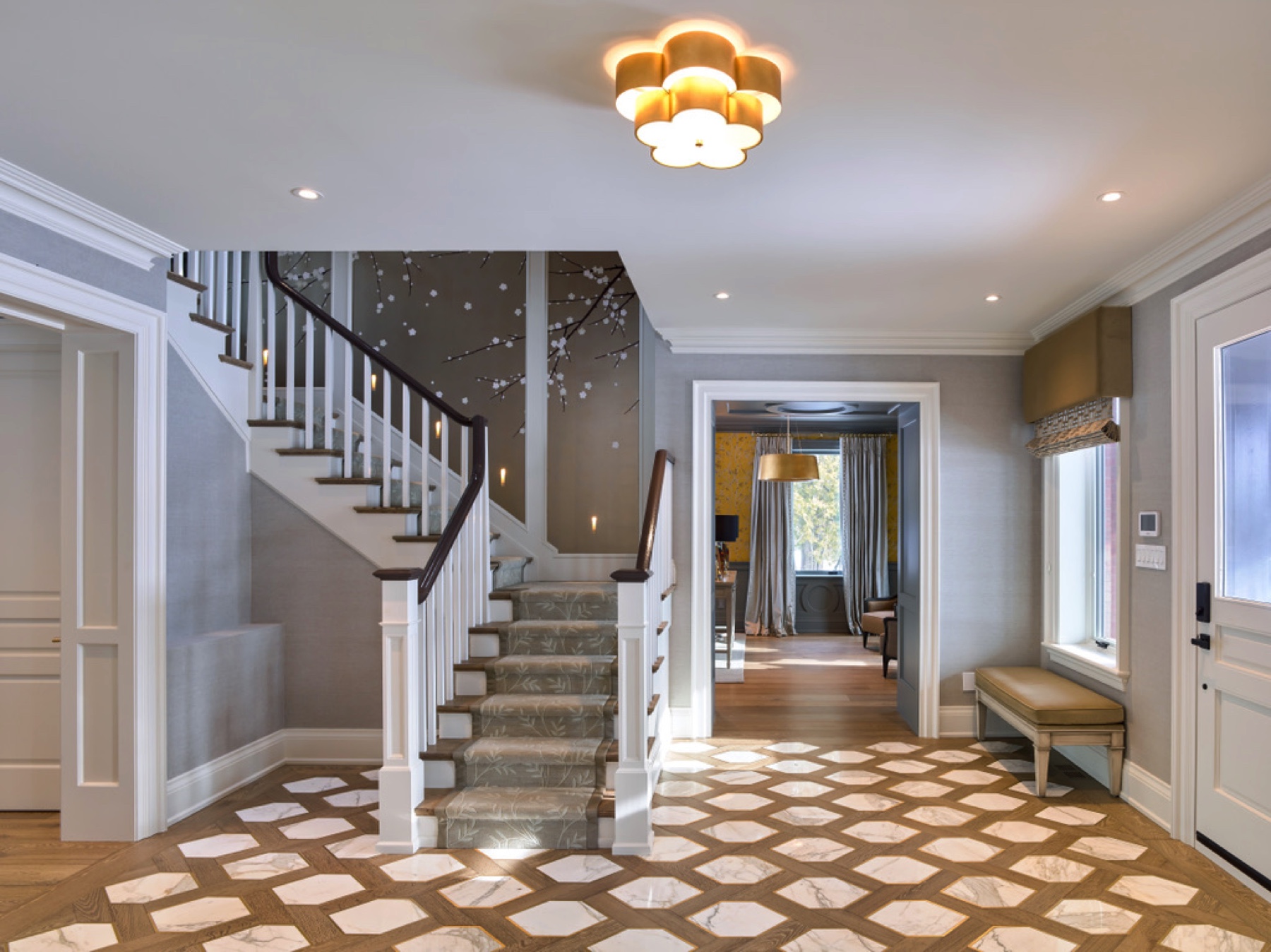 Manor Estate: This estate is a transitional home that blends traditional architectural elements with clean-lined furniture and modern finishes