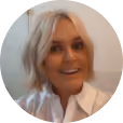 Shelley Van Hoos, Martinus