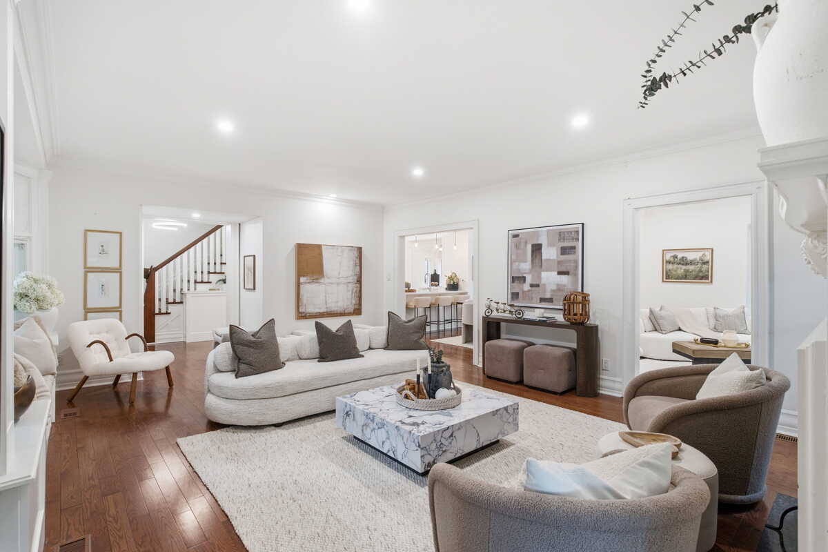 Staged listing