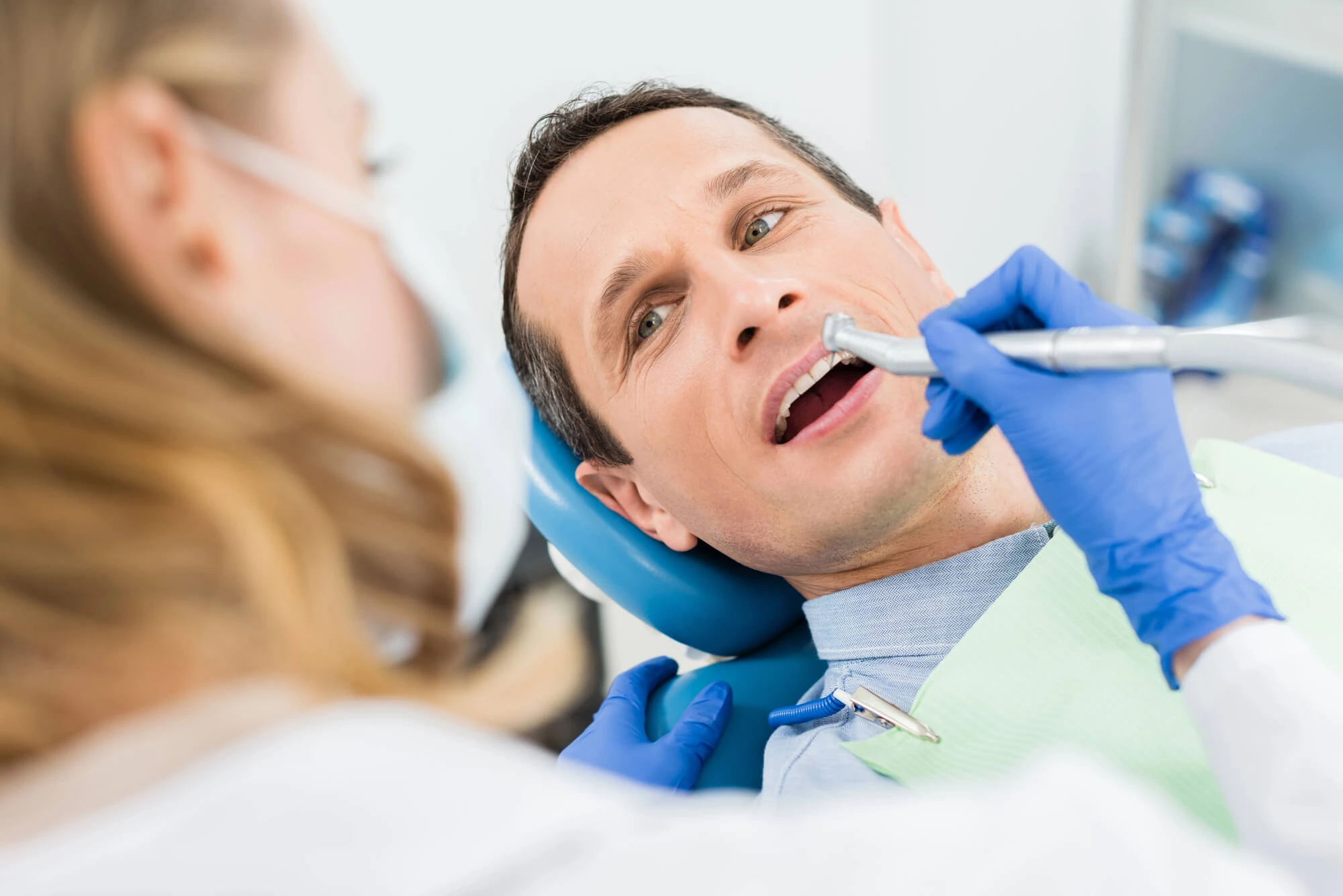 man visiting the best dentists in South Florida