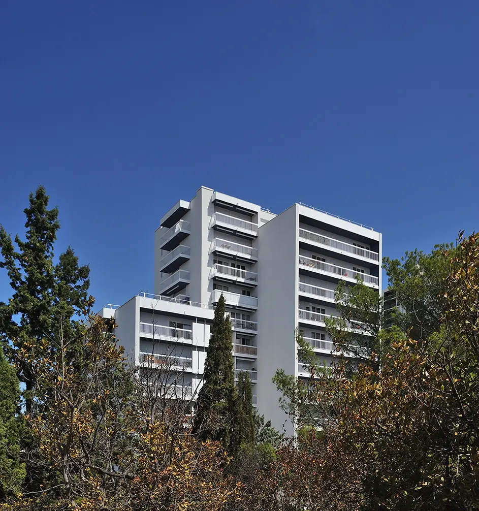 Immobilier - logement d’entreprise – logement salariés - maison individuelle - appartement - logement collectif – mobilité professionnelle – logement de fonction – coliving – solutions logement salariés - concept France - actif durable ) / Action logement / Innov-home/ Airbnb / Paris Attitude / TravelPerk/ Gites professionnels / Lokizi / One Nest / Aide logement entreprise / Location professionnelle / Déplacement professionnel