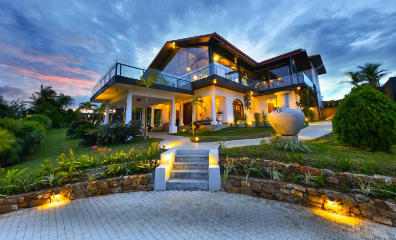 Fox Kandy terrace 