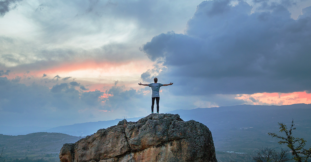 Helseleverandøren_Mann på fjell_Foto