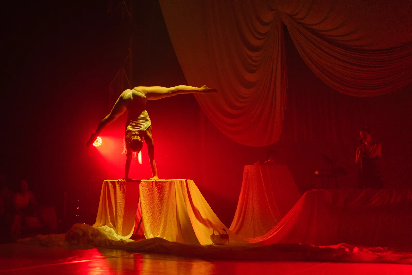 Fotografie z představení Cirkus Bazar