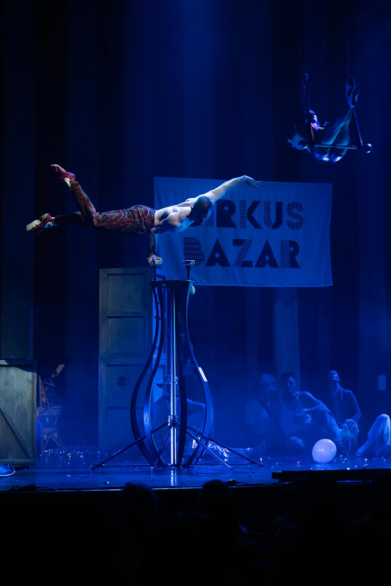 Fotografie z představení Cirkus Bazar