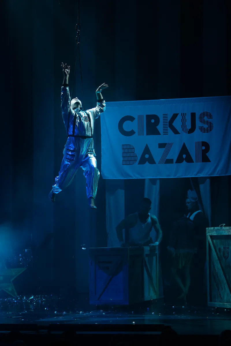 Fotografie z představení Cirkus Bazar