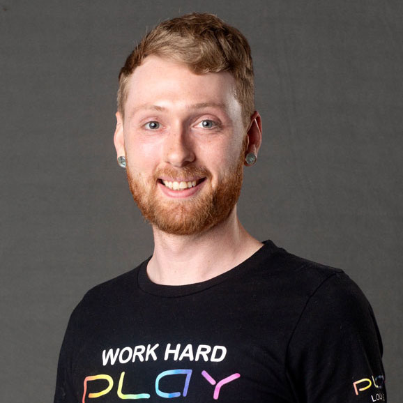 Travis Web Card