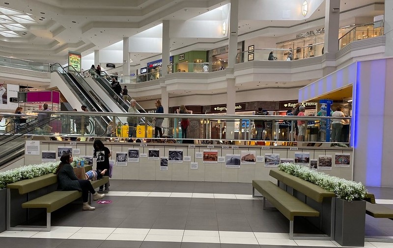 Shopping mall signage