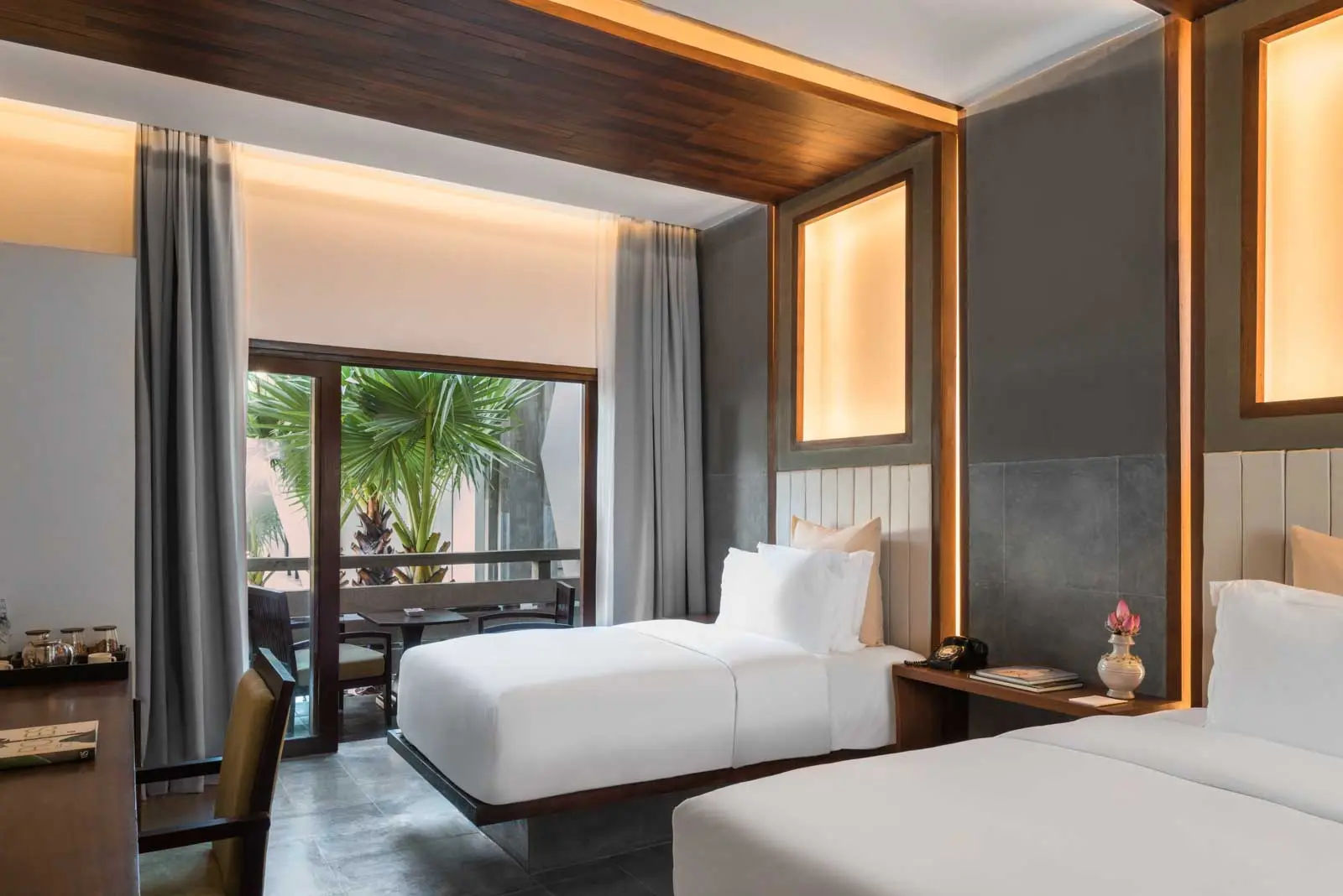 Deluxe Twin Suite