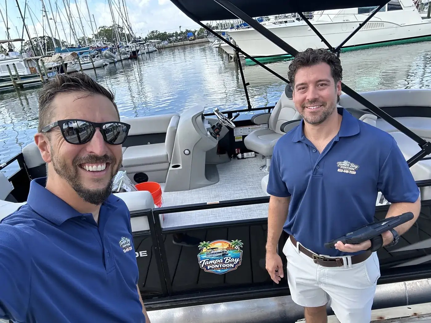How Tampa Bay Pontoon Rentals Makes Pontoon Boat Rentals Easy for First-Time Boaters