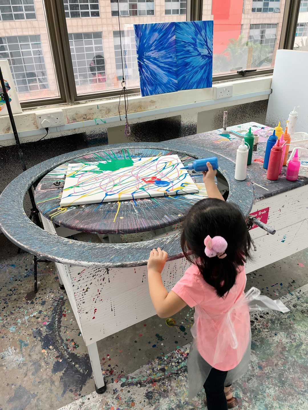 Spin Paint House