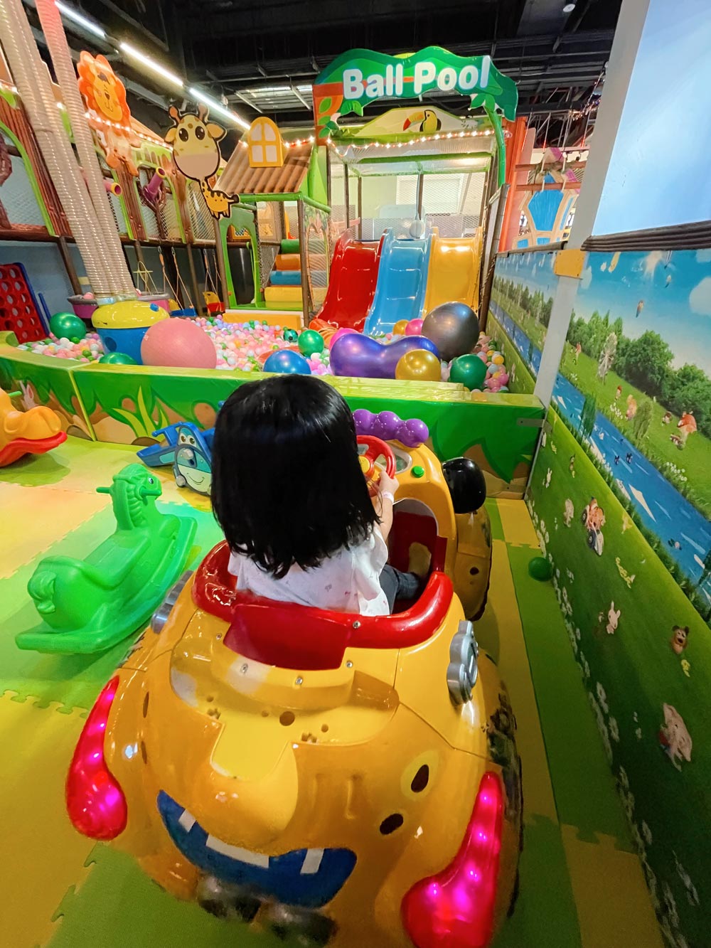 Indoor Playground at Paco FunWorld Kallang Wave Mall