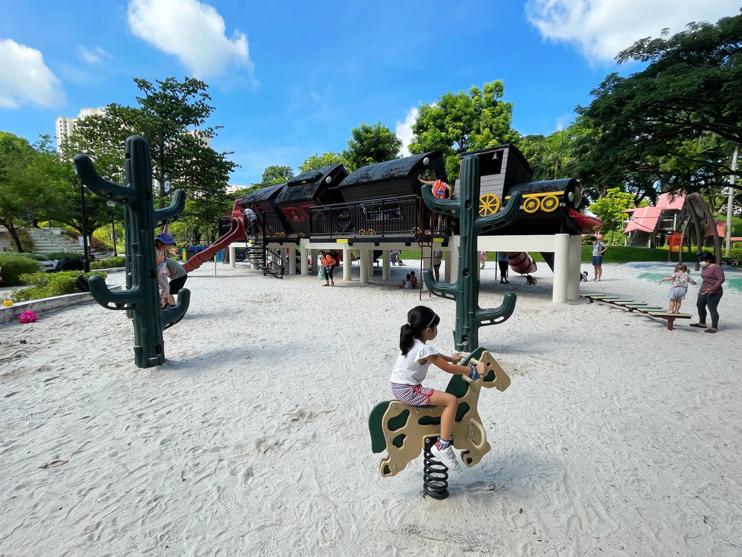 Tiong Bahru Park Train Playground