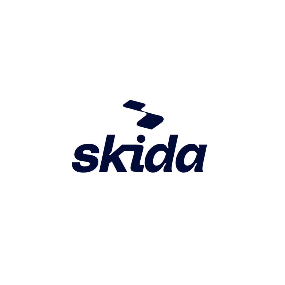 Skida brand logo with stylized letter 's' above the company name in bold lowercase letters.