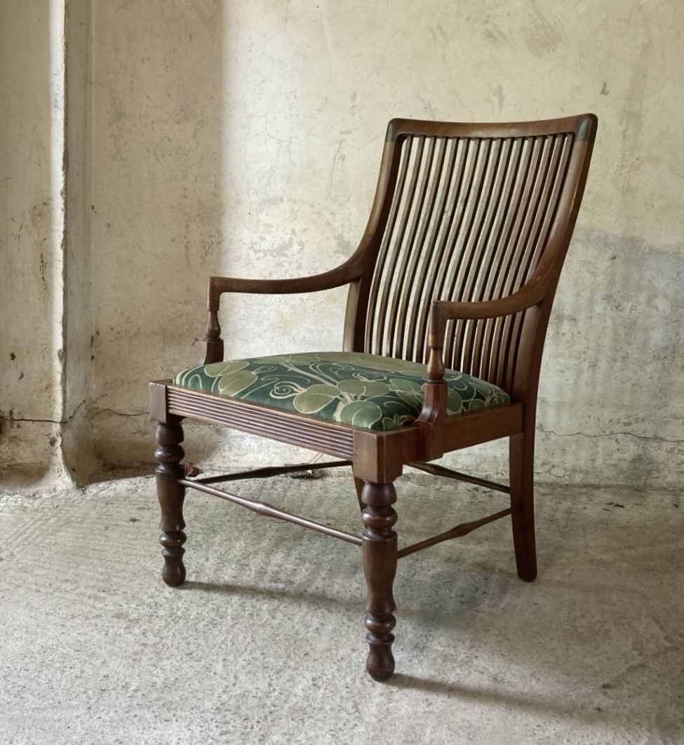 Small bedroom/childs Aesthetic movement chair