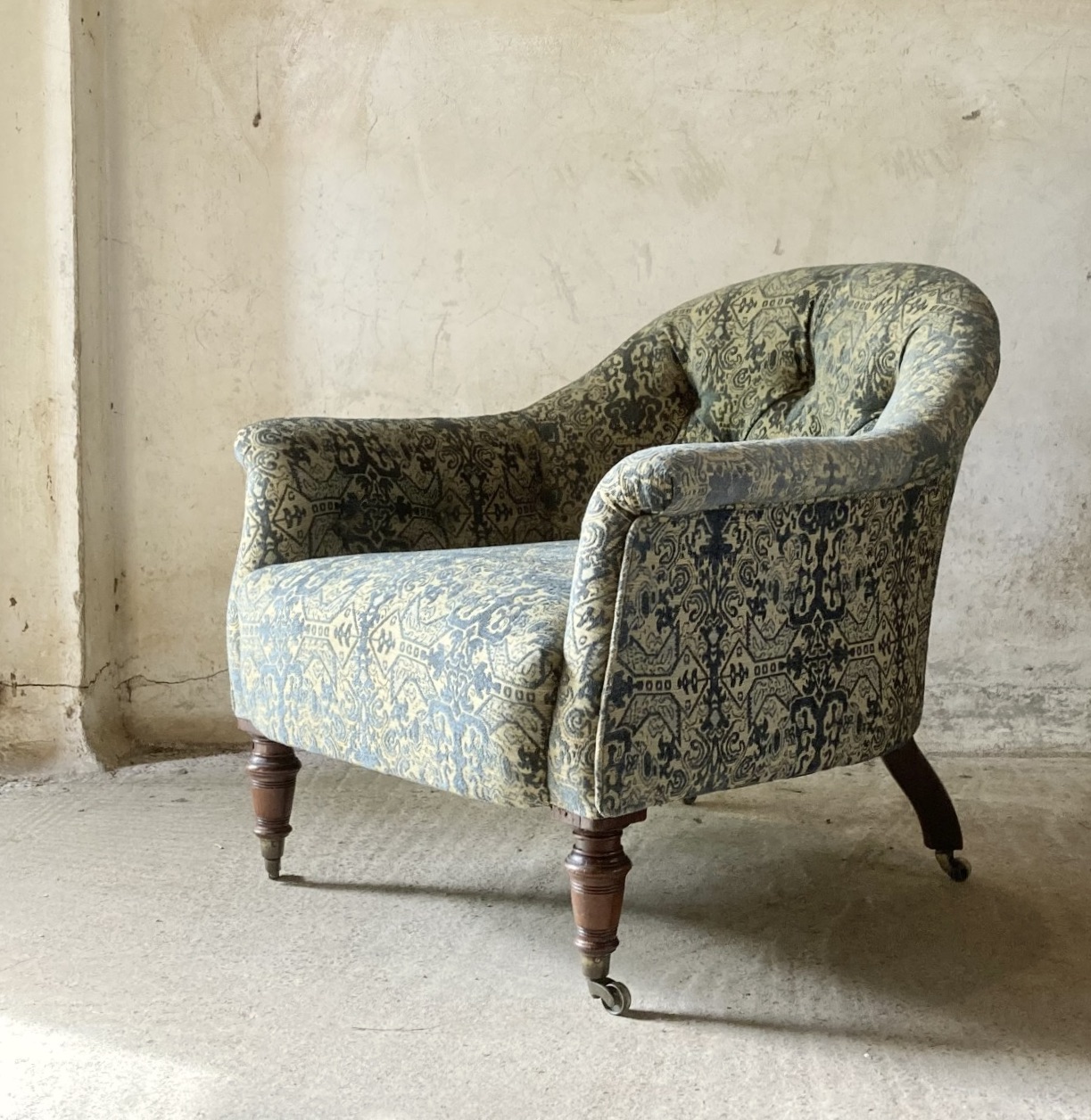 Victorian armchair in Watts fabric