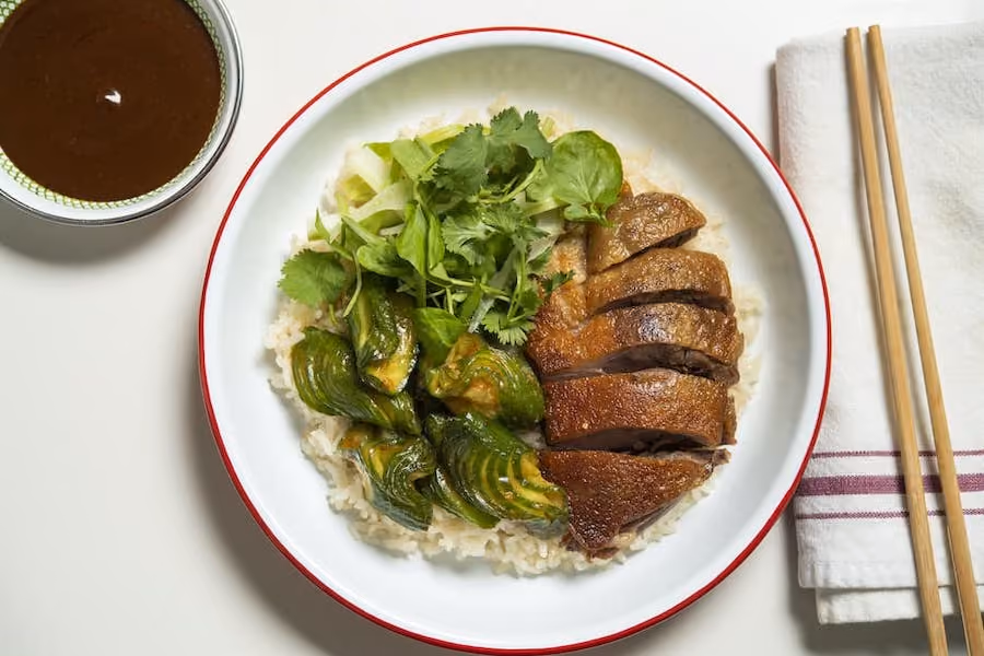 mandarin duck from milu with dip 