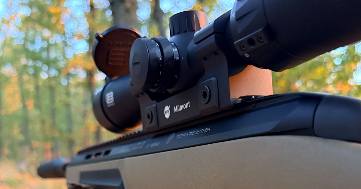 EOTech VuduX 2-12x40 scope mounted on the Steyr Scout