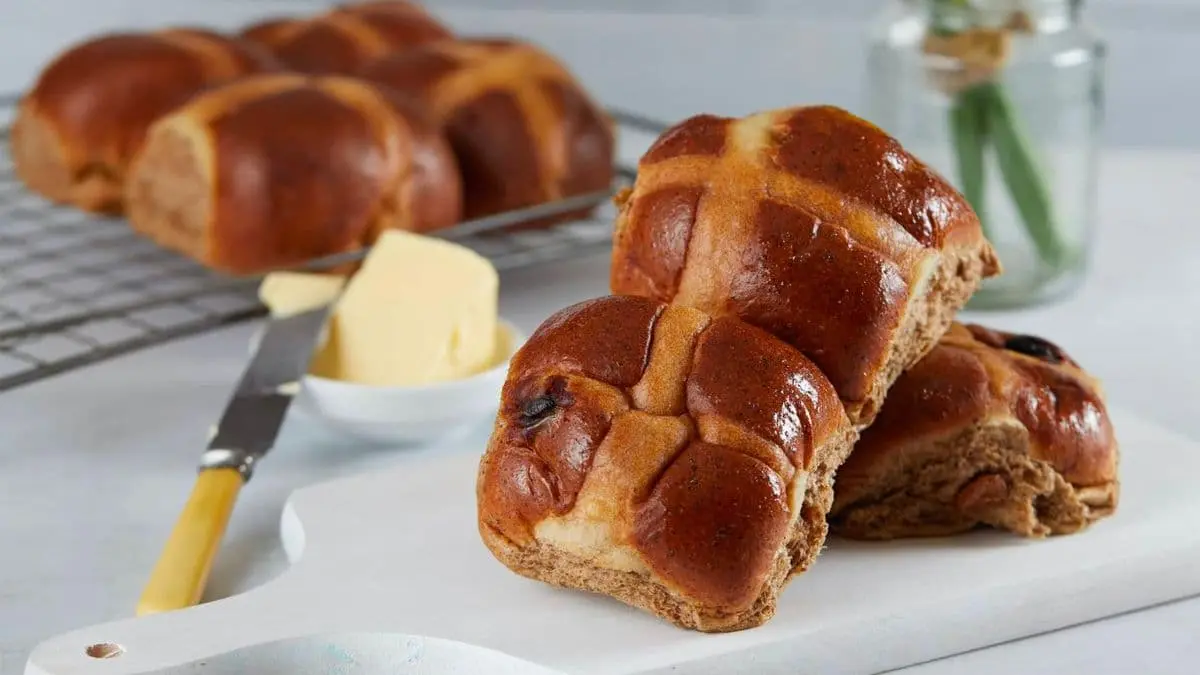 Hot cross buns with butter.