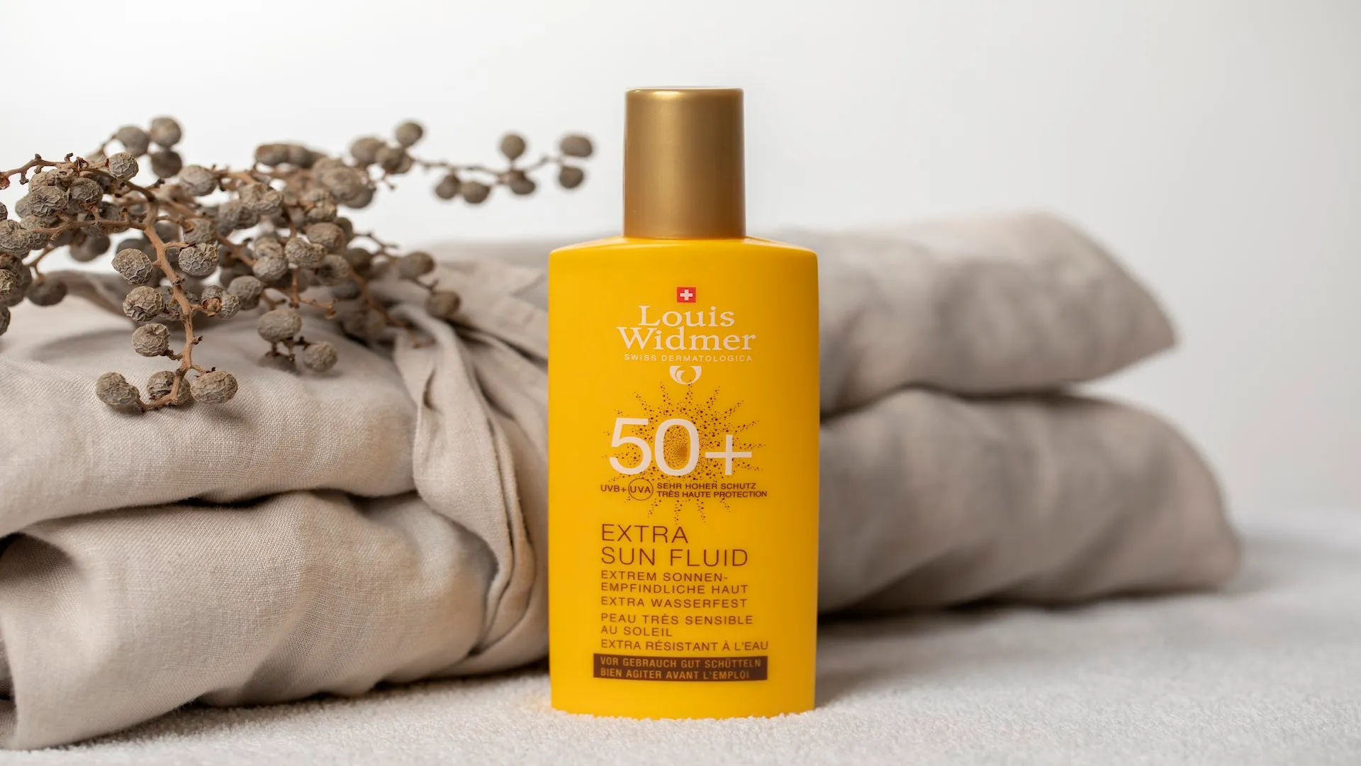 Black Friday | Louis Widmer Extra Sun Fluid 50+