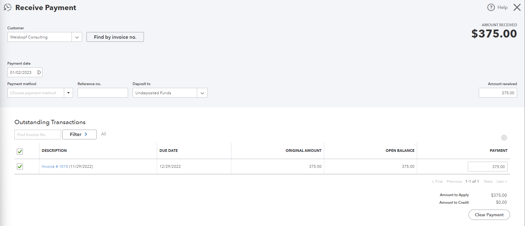 Screenshot of QuickBooks Online receive payment menu.