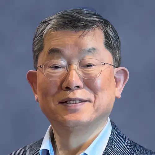 Chairman Kook-Hyun Moon