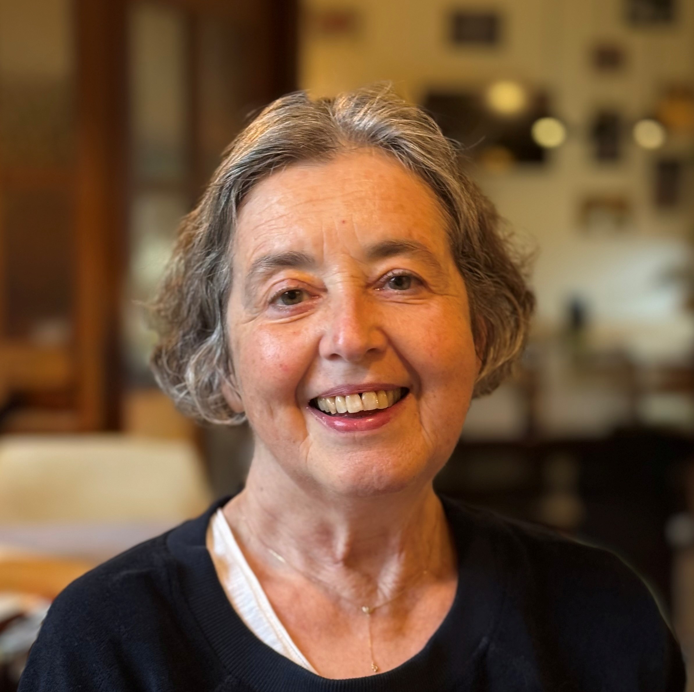 Dr Ulrike Lorch